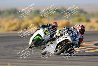 media/Nov-19-2023-CVMA (Sun) [[1f3d1b7ccb]]/Race 17 Amateur Supersport Middleweight/